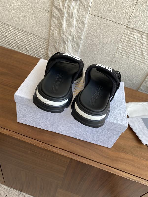 20251128184322987 280